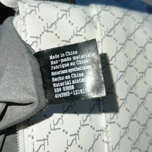 Franco Sarto Women’s Monogram Floral White Vegan Crossbody Purse Bag Wedding - Picture 15 of 16